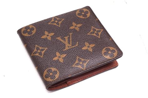 louis vuitton men wallet monogram.